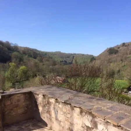 Maison En Pierre En L'aubrac Feriehus